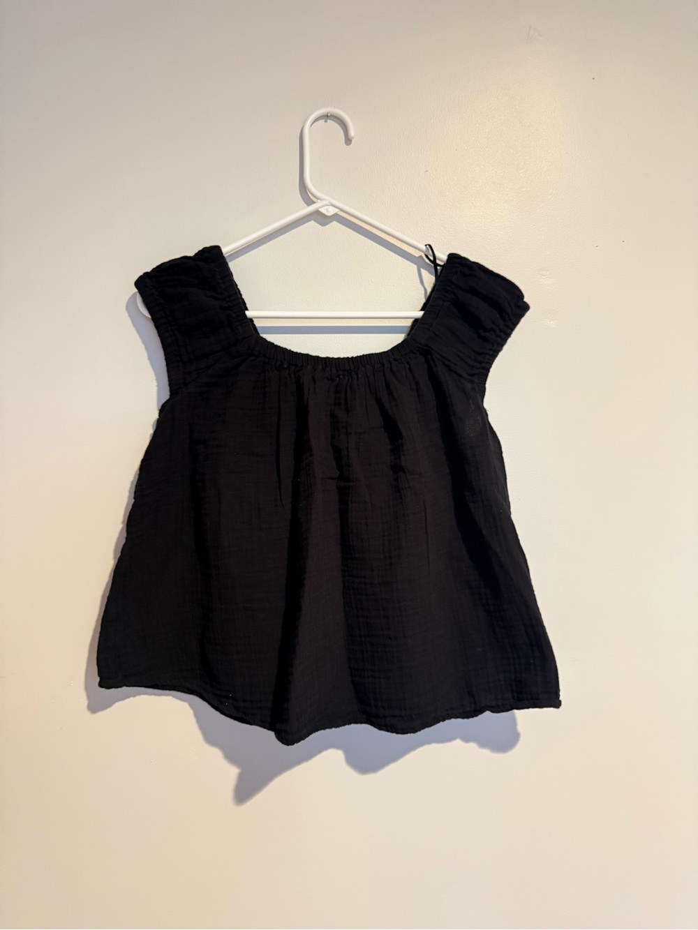 Women's Black Sleeveless Square-Neck Cotton Top